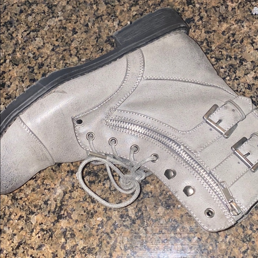 boots! - Picture 3 of 3